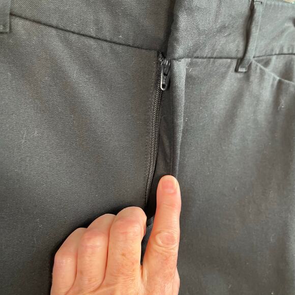 Old Navy Black High Rise Pixie Straight Ankle Pants Size 10 Casual Work - Picture 7 of 12